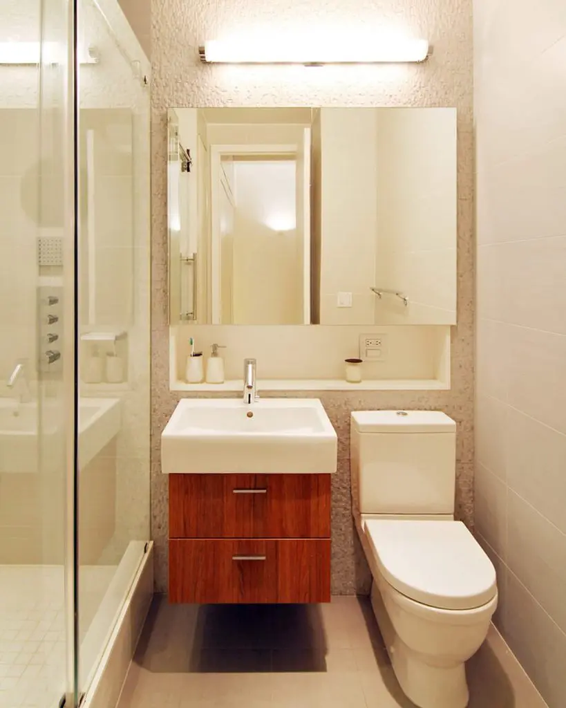 Space-Saving Style for Small Bathroom Remodels