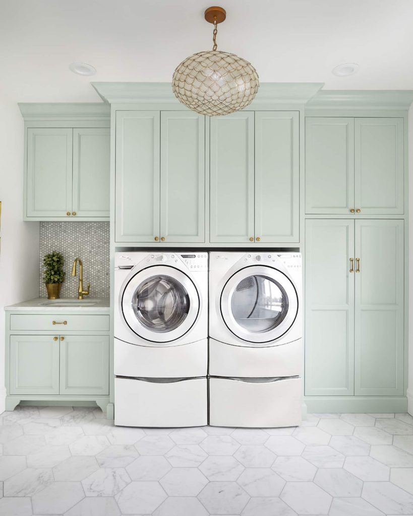 White Blue Gray Rug in Mudroom - Transitional - Laundry Room