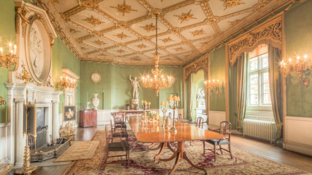 federal era dining room